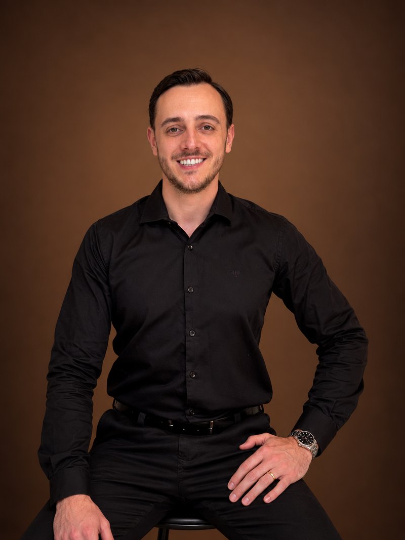 Dr. Mathias Woll, dentista especialista em Ortodontia em Sananduva